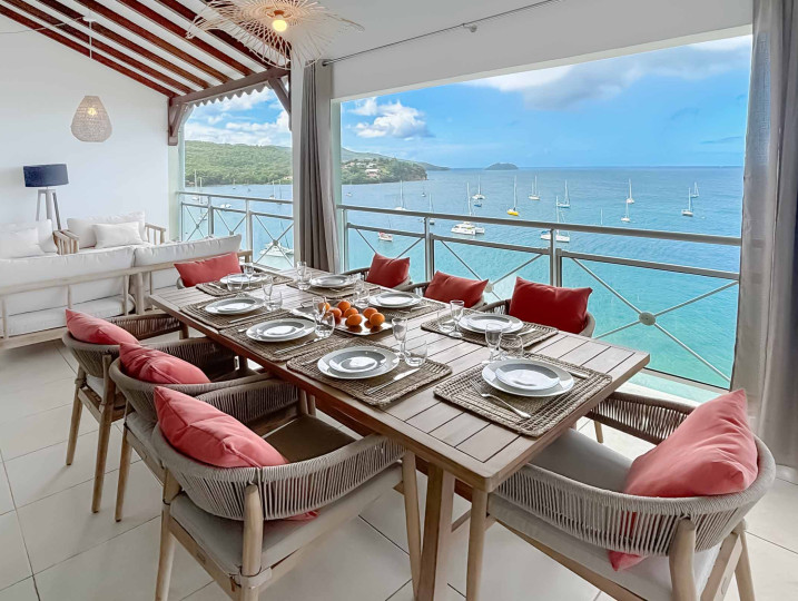 Le Grand Bleu appartement balcon